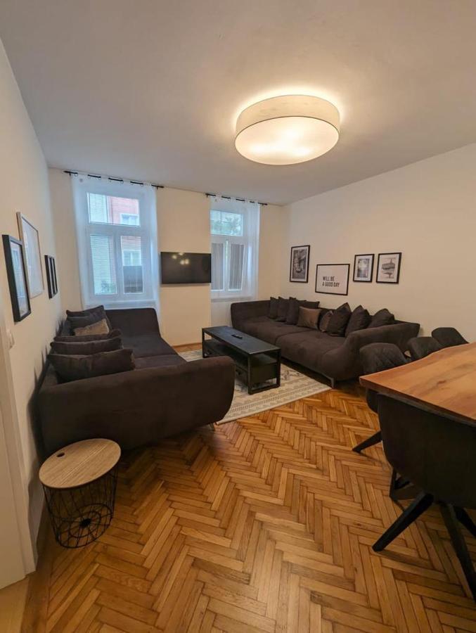 Apartmán Big Cityapartment 19 *